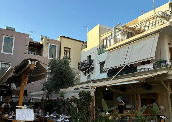 4 Seasons Apartment *